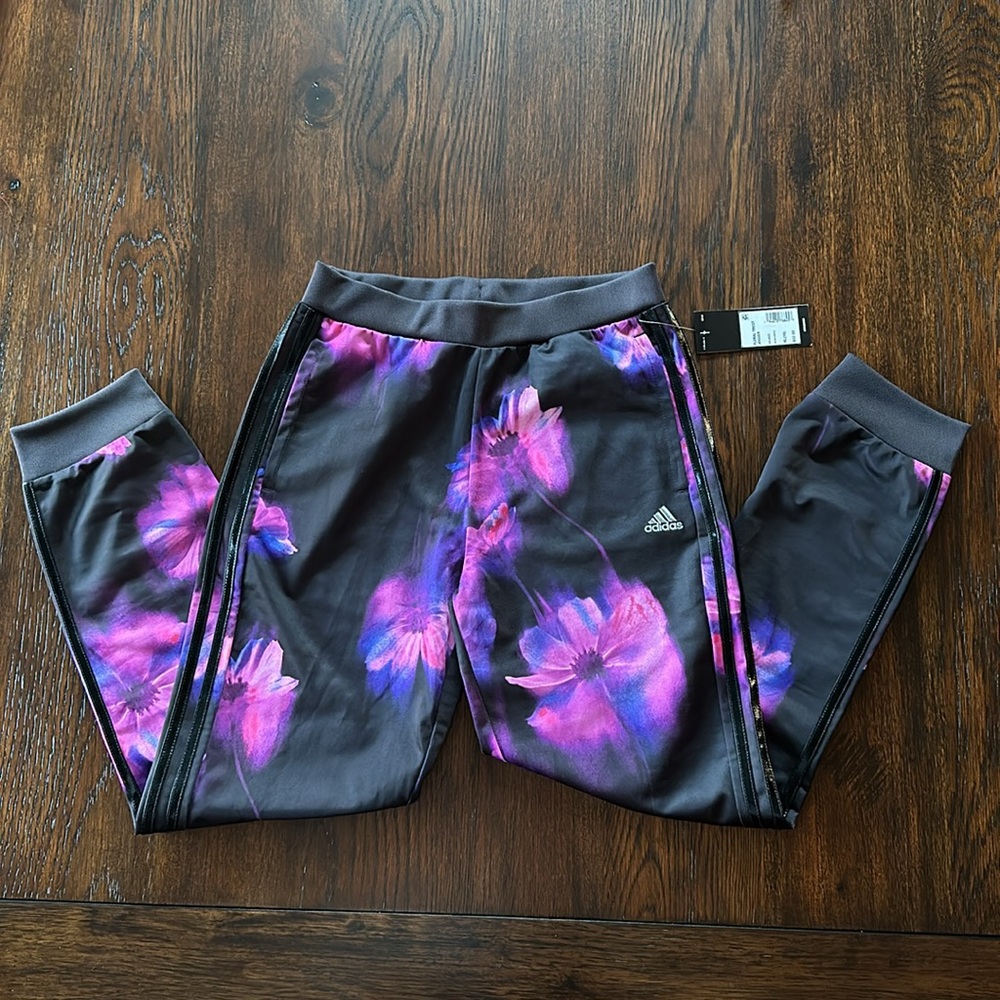 NWT Adidas Floral Tricot Jogger - Girls XL / 16 - Picture 4 of 6